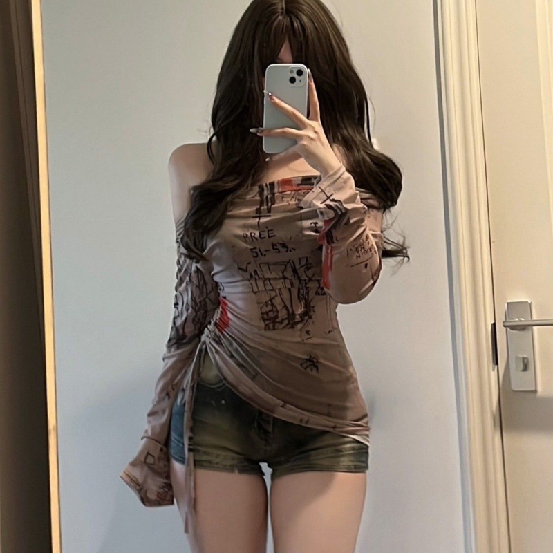 Screen Top Mesh - تي شيرت نسائي بأكمام طويلة بتصميم